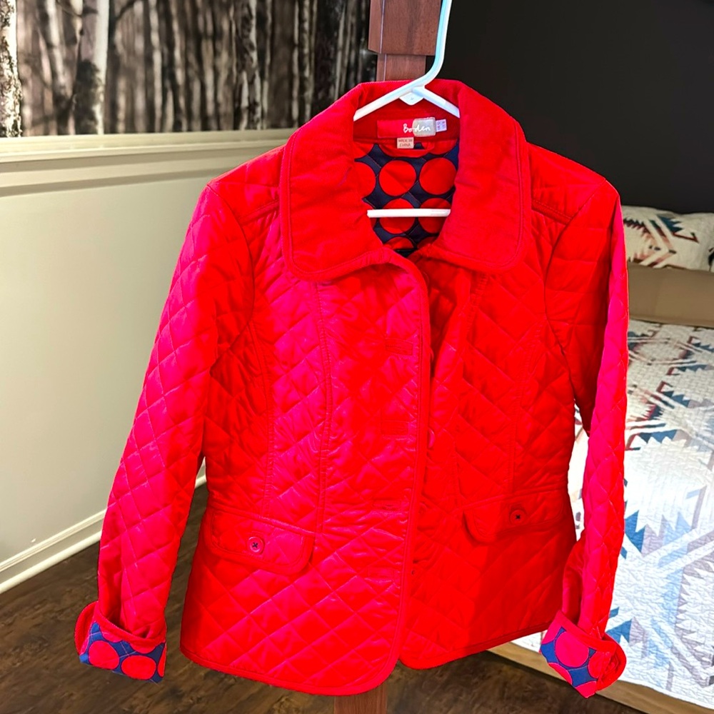 Boden size 8 red quilted jacket